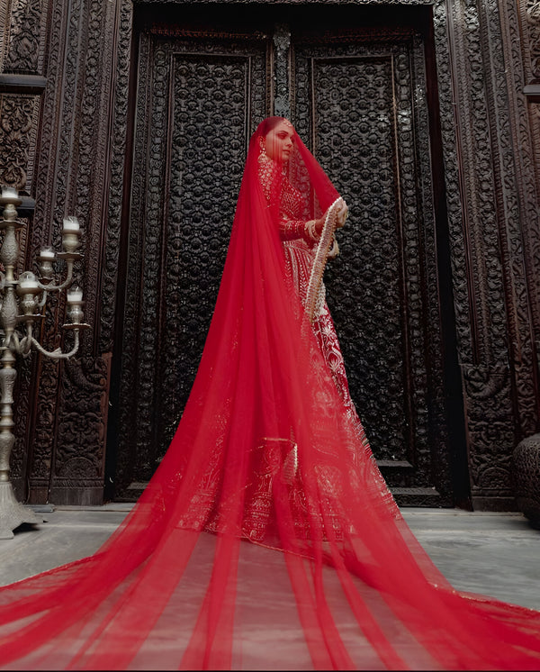 Classic Red Veil